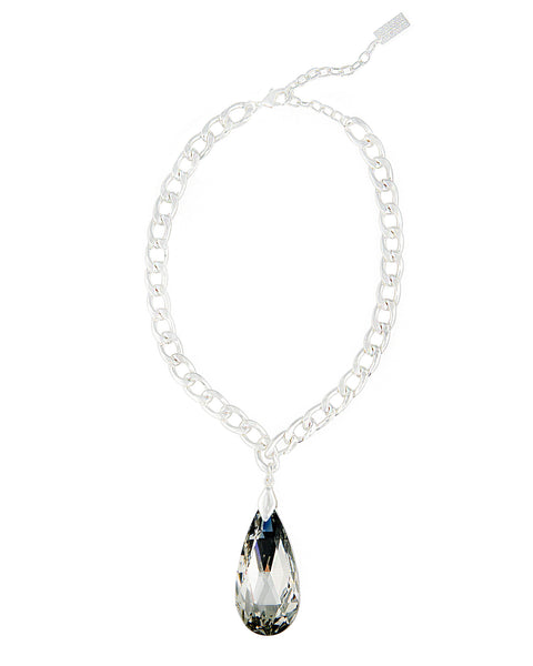 HOLLYWOOD ELEGANCE IN SILVER STATEMENT NECKLACE