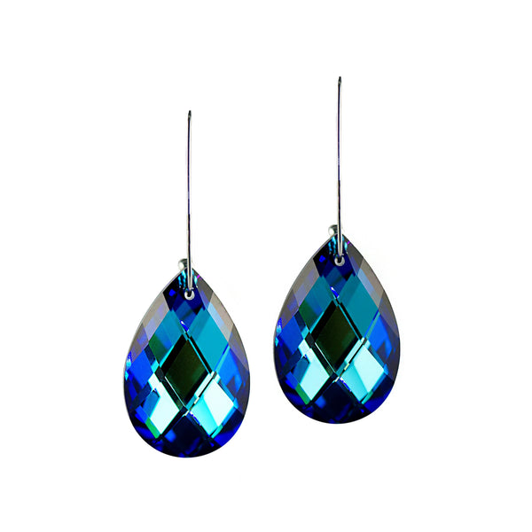 BOTTOMLESS LOVE STATEMENT EARRINGS